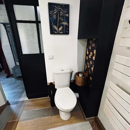 Le De L'atelier Gospodarstwo wiejskie